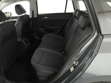VW Golf Variant Business TSI in Delfingrau Metallic