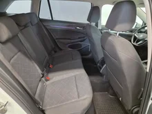 VW Golf Variant Life TDI in Pure White
