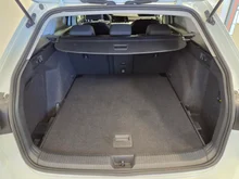 VW Golf Variant Life TDI in Pure White