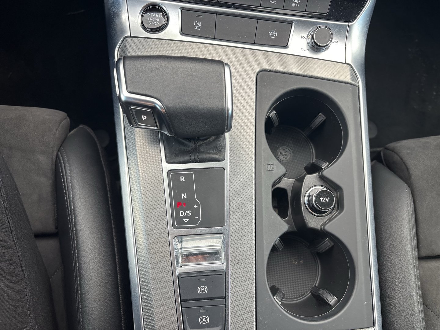 Audi A6 Avant 35 TDI Sport | Bild 15 von 21
