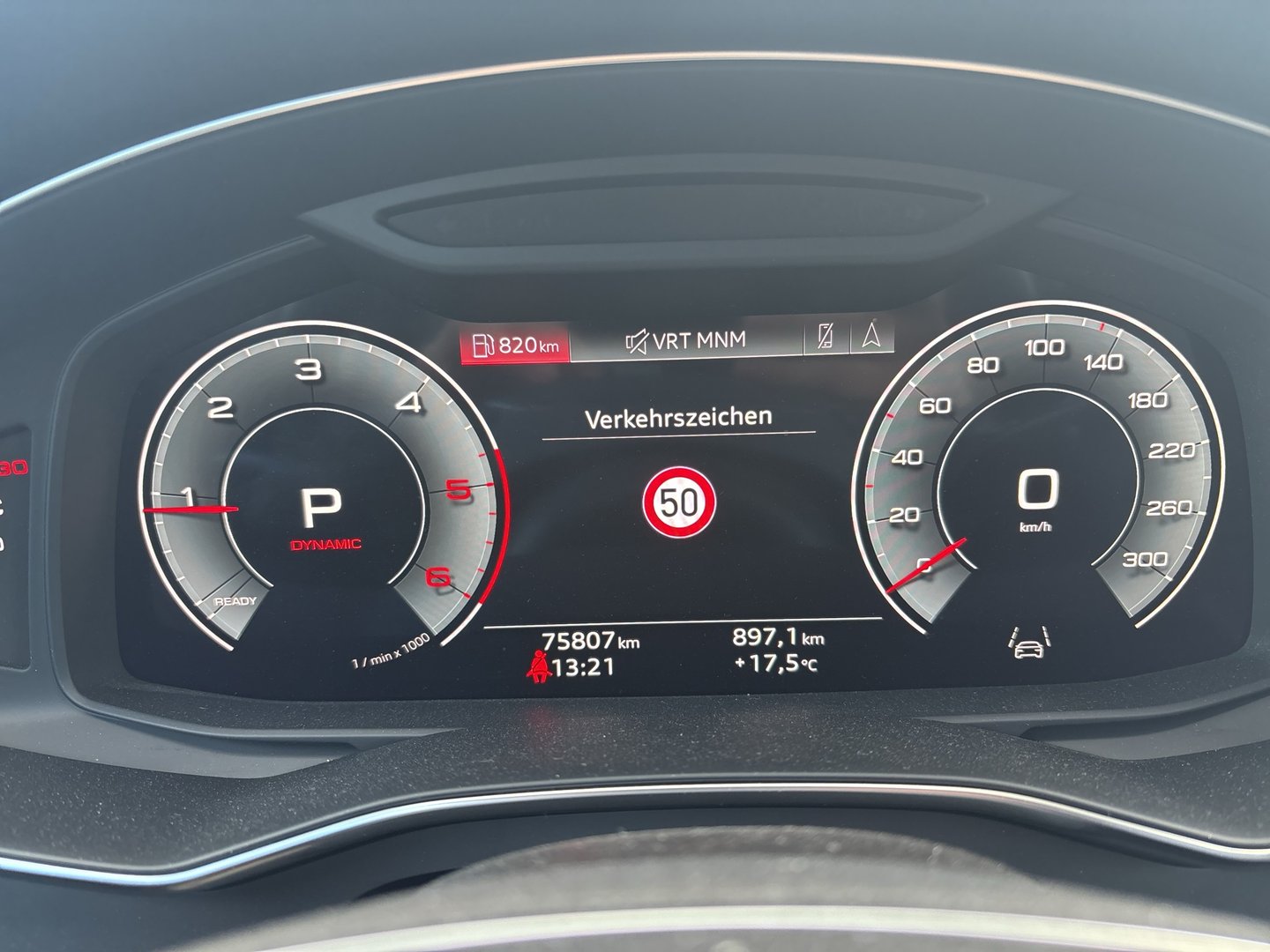 Audi A6 Avant 35 TDI Sport | Bild 14 von 21