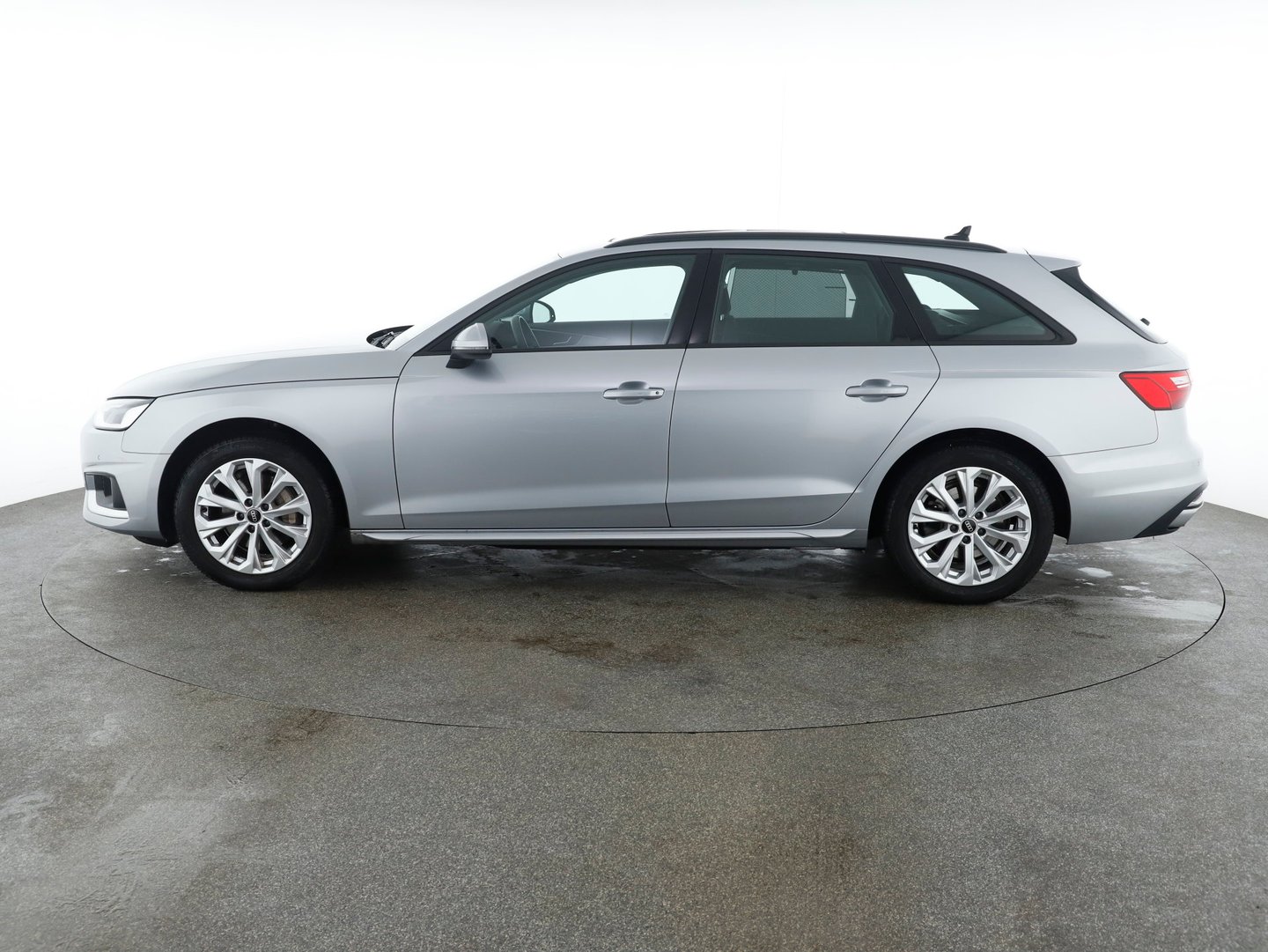 Audi A4 Avant 40 TFSI advanced | Bild 8 von 30