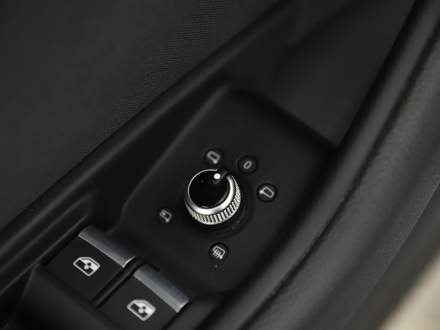 Audi A4 Avant 40 TFSI advanced | Bild 11 von 30