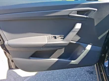 SEAT Arona Reference Edition 1.0 TSI in Nacht-Schwarz Metallic