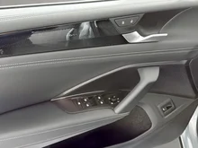 VW Tiguan Friends TDI DSG in Oyster Silver Metallic