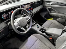 VW Tiguan Friends TDI DSG in Oyster Silver Metallic