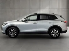 VW Tiguan Friends TDI DSG in Oyster Silver Metallic