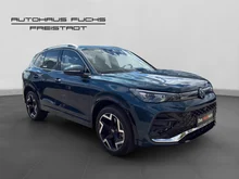 VW Tiguan R-Line eHybrid DSG 150 kW in Nightshade Blue Metallic