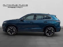 VW Tiguan R-Line eHybrid DSG 150 kW in Nightshade Blue Metallic
