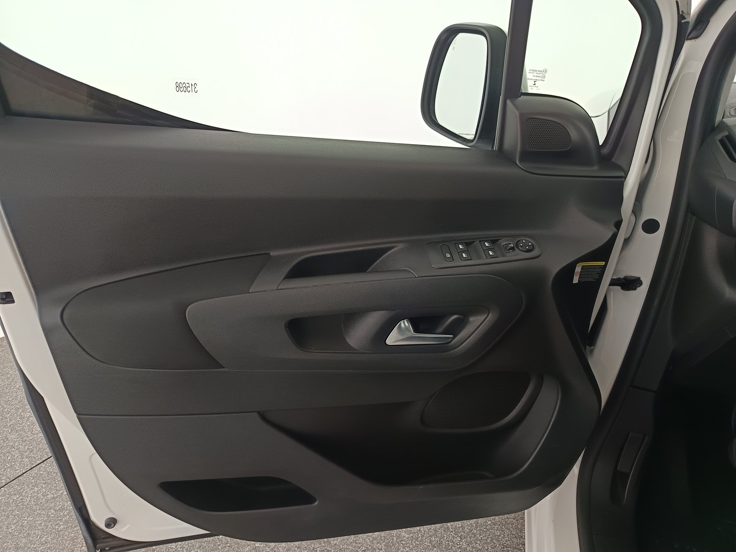 Opel Combo Life 1,5 CDTI BlueInj. XL L2H1 Innovation S/S | Bild 10 von 34