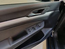 VW Golf Rabbit 45 TSI in Deep Black Perleffekt