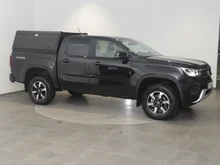 VW Amarok Life TDI 4MOTION in Midnight Black Metallic
