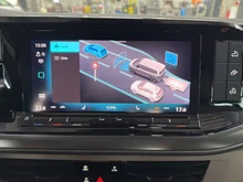 VW California Beach Camper TDI in Indiumgrau Met./Deepblack Perleffekt