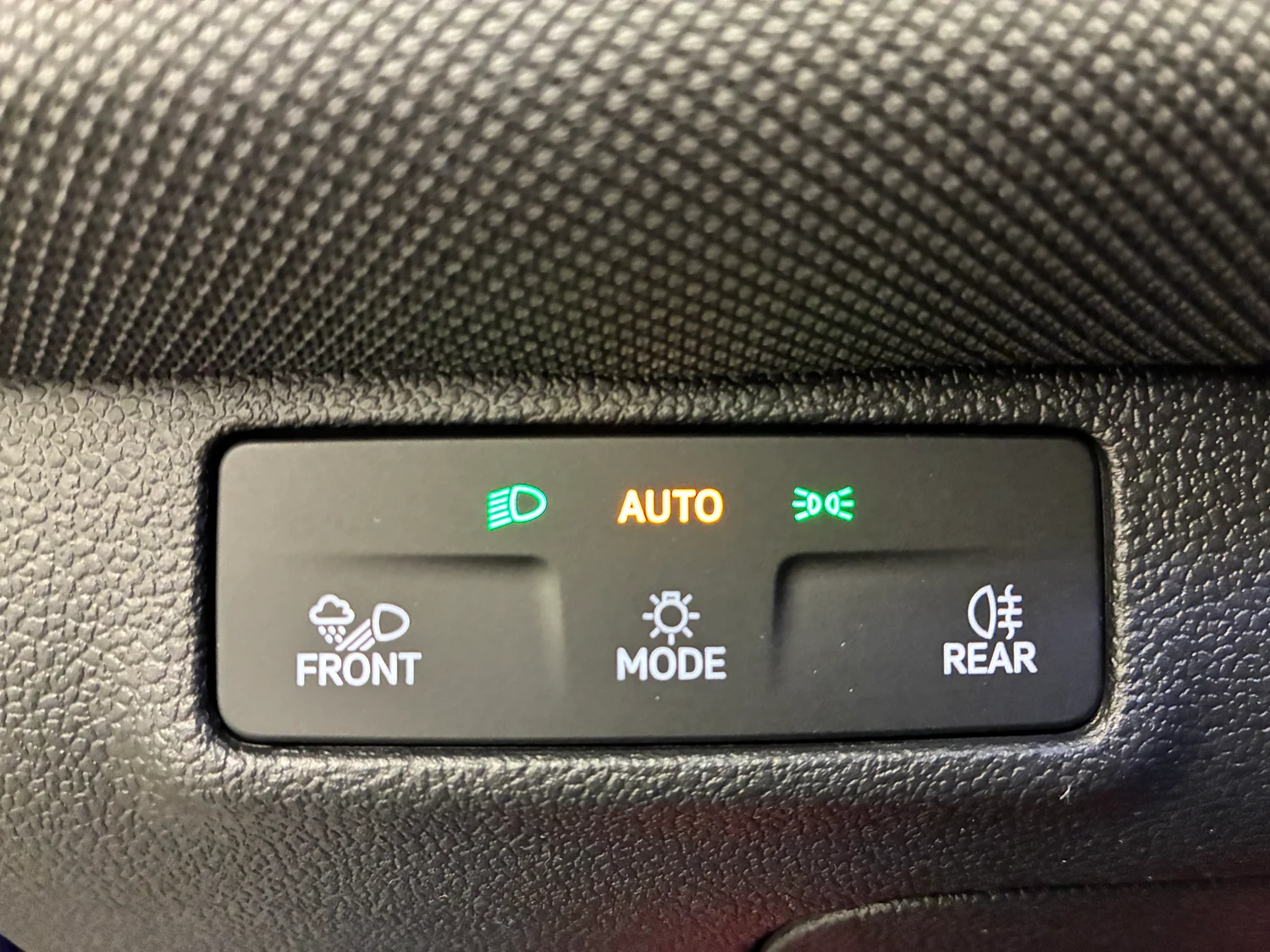 Bild eines VW T-Roc Life eTSI DSG