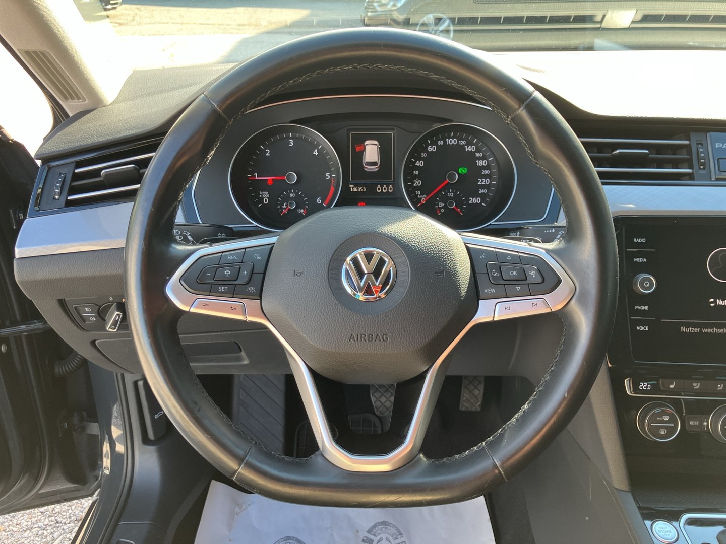 VW Passat Variant Business TDI SCR DSG | Bild 6 von 19