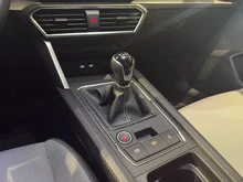 SEAT Leon Style Edition 1.5 TSI 115 PS in Nacht-Schwarz Metallic