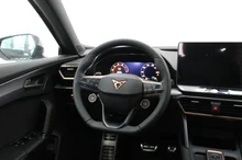 CUPRA Formentor e-HYBRID 204 PS DSG in Nacht-Schwarz Metallic