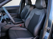 VW T-Roc R-Line eTSI DSG in Wolf Grey