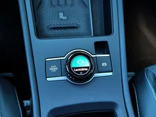VW T-Roc R-Line eTSI DSG in Wolf Grey