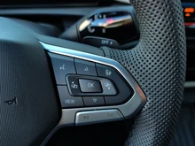 VW T-Roc R-Line eTSI DSG in Wolf Grey