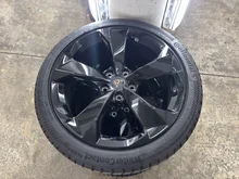 Thumbnail-Foto von Fahrzeug