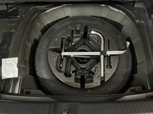 VW Polo in Deep Black Perleffekt