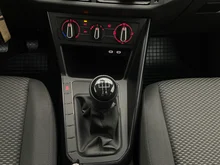 VW Polo in Deep Black Perleffekt