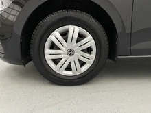VW Polo in Deep Black Perleffekt