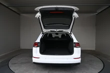 VW Golf Variant Life TDI 4MOTION DSG in Pure White