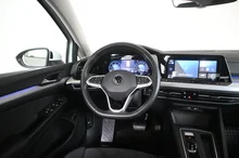 VW Golf Variant Life TDI 4MOTION DSG in Pure White