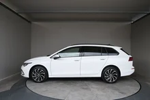 VW Golf Variant Life TDI 4MOTION DSG in Pure White