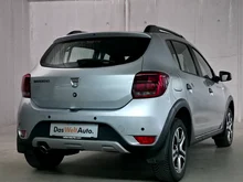 Thumbnail-Foto von Fahrzeug