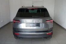 Škoda Karoq Selection TDI in Graphit-Grau Metallic