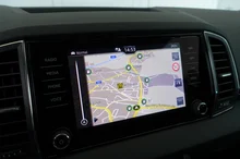 Škoda Karoq Selection TDI in Graphit-Grau Metallic
