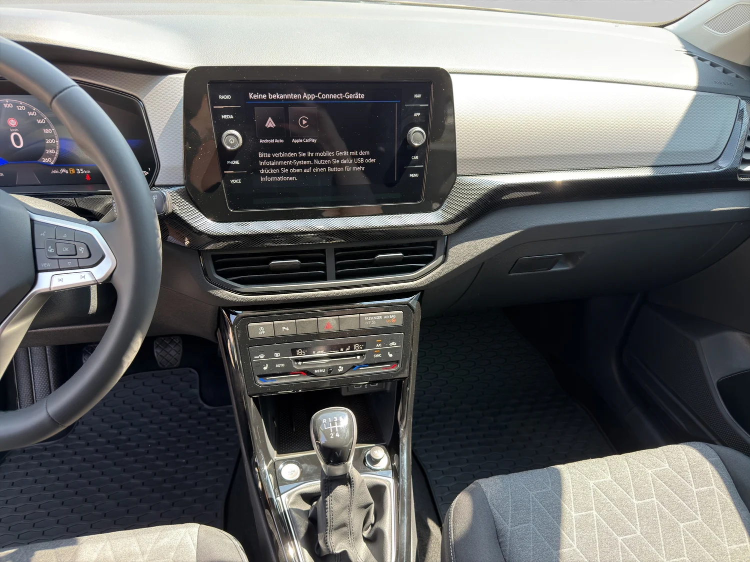 Bild eines VW T-Cross Friends TSI