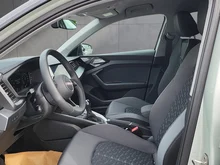 Thumbnail-Foto von Fahrzeug