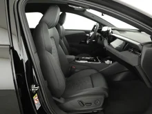 Audi A6 Avant e-tron quattro in Mythosschwarz Metallic