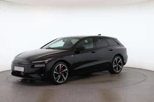 Audi A6 Avant e-tron quattro in Mythosschwarz Metallic