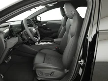Audi A6 Avant e-tron quattro in Mythosschwarz Metallic