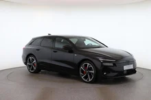Audi A6 Avant e-tron quattro in Mythosschwarz Metallic