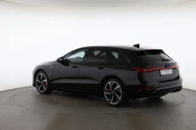 Audi A6 Avant e-tron quattro in Mythosschwarz Metallic