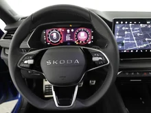 Škoda Octavia Combi Sportline TDI DSG in Race-Blau Metallic