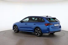 Škoda Octavia Combi Sportline TDI DSG in Race-Blau Metallic