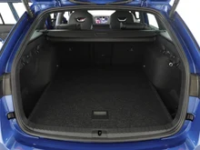 Škoda Octavia Combi Sportline TDI DSG in Race-Blau Metallic