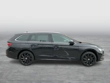 Škoda Octavia Combi Style iV DSG in Schwarz-Magic Perleffekt