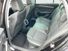 Škoda Octavia Combi Style iV DSG in Schwarz-Magic Perleffekt