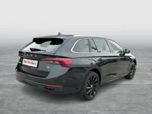 Škoda Octavia Combi Style iV DSG in Schwarz-Magic Perleffekt