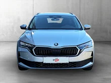 Škoda Octavia Combi Selection TSI mHEV DSG in Brillant-Silber Metallic