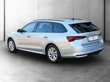 Škoda Octavia Combi Selection TSI mHEV DSG in Brillant-Silber Metallic