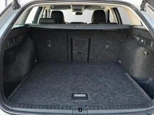 Škoda Octavia Combi Selection TSI mHEV DSG in Brillant-Silber Metallic
